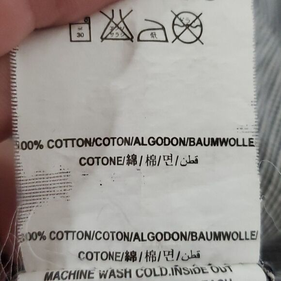 GUESS small button down shirt - Picture 8 of 8